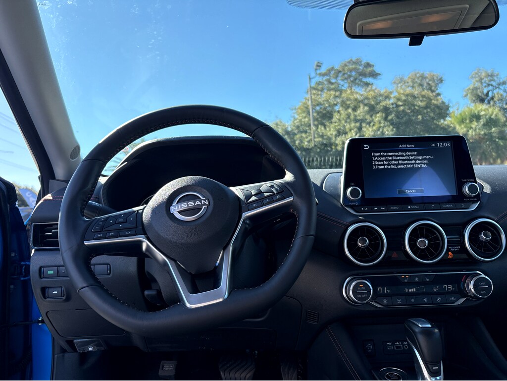 2025 Nissan Sentra SR photo 3