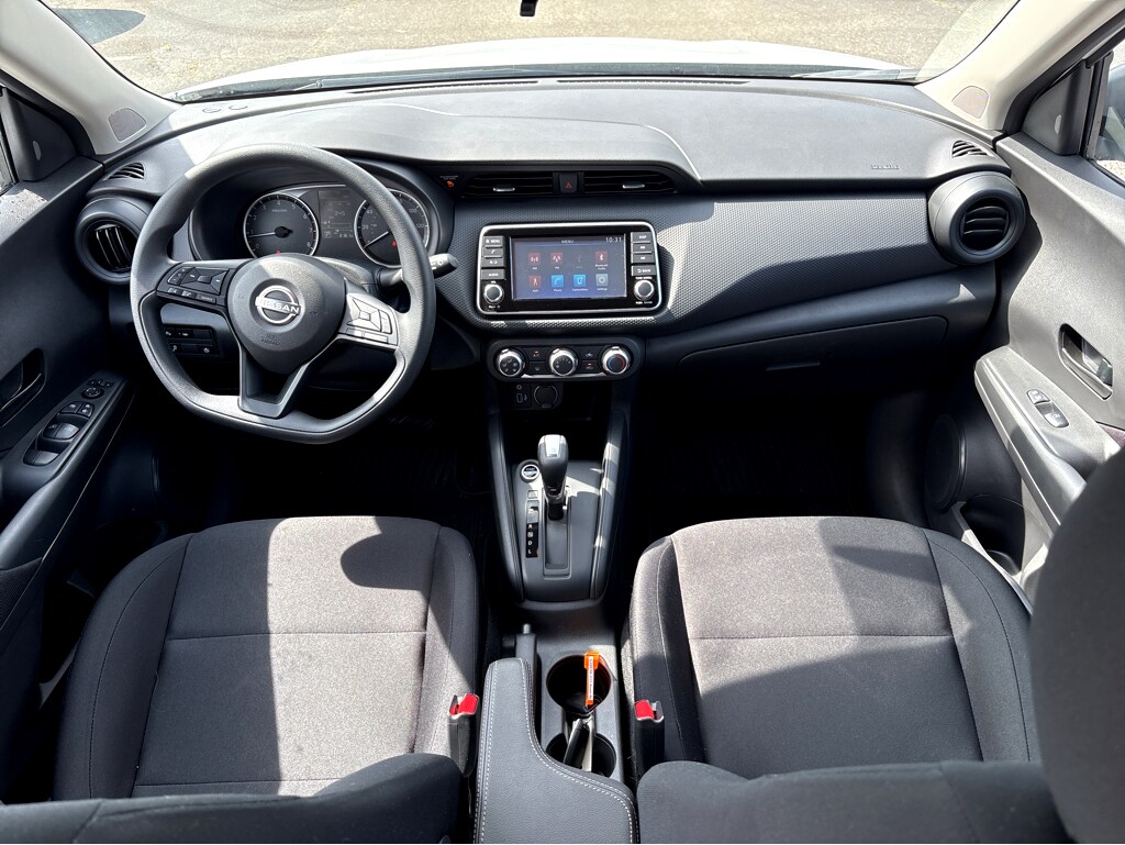 Used 2025 Nissan Kicks Play S S FWD