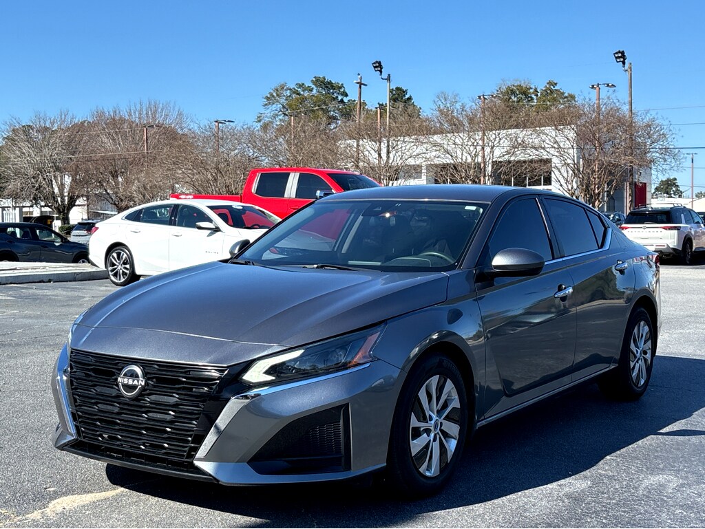 Used 2023 Nissan Altima 2.5 S Sedan