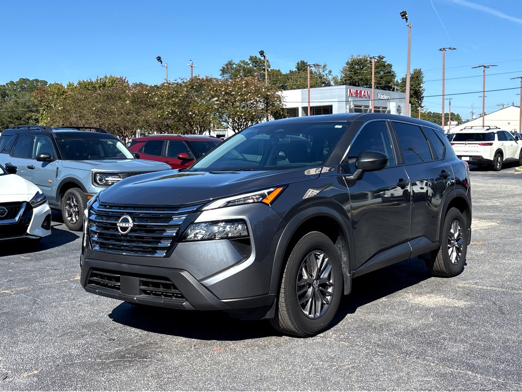 Used 2025 Nissan Rogue S FWD S
