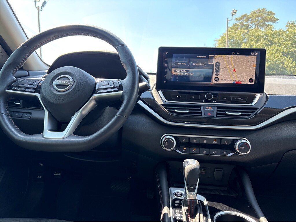 2024 Nissan Altima 2.5 SR photo 4
