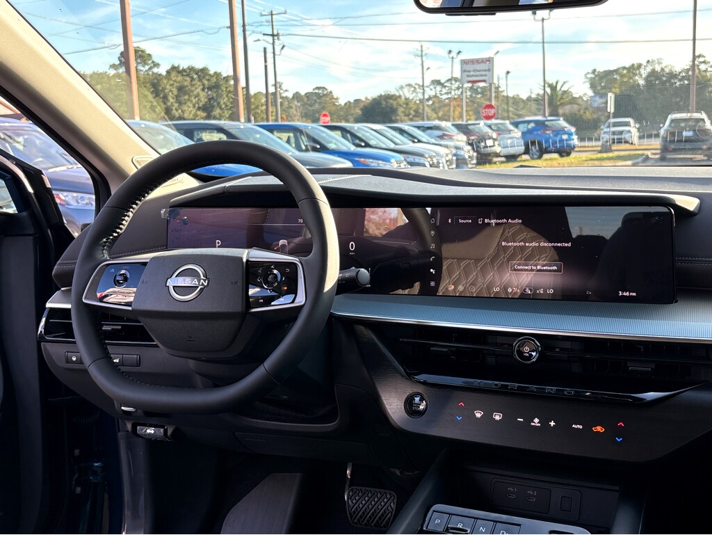 2026 Nissan Murano Platinum photo 3