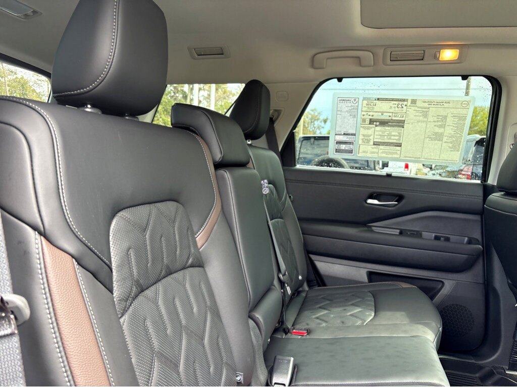 2026 Nissan Pathfinder 10