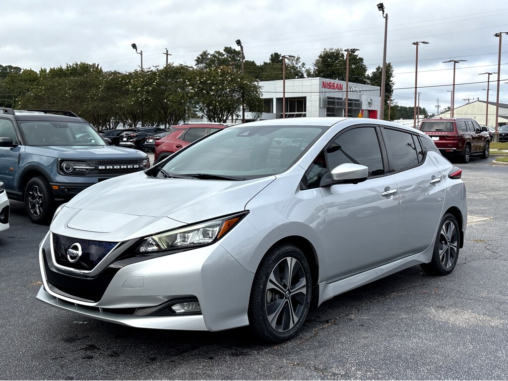 2021 Nissan Leaf SV photo 3