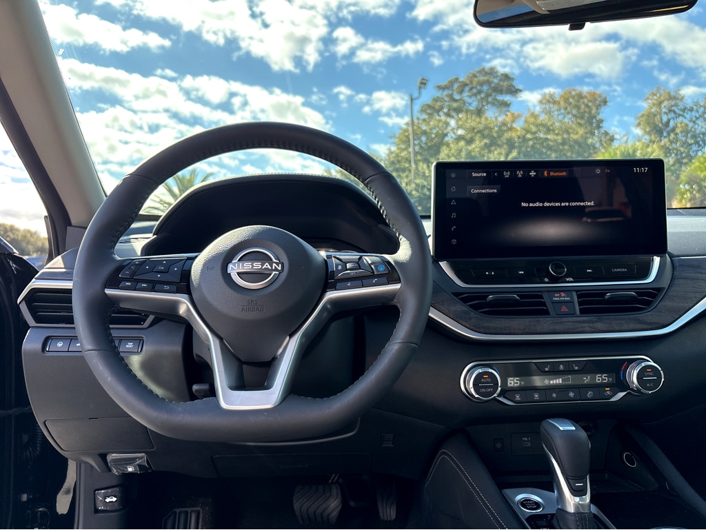 New 2025 Nissan Altima SL SL FWD