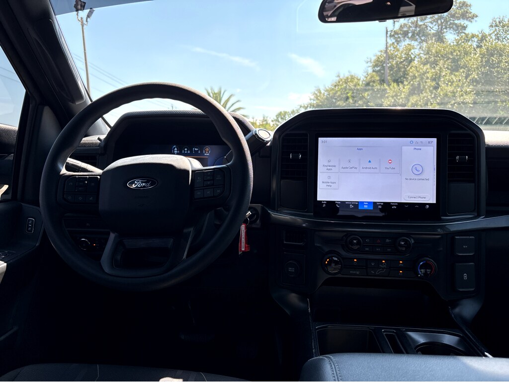 2025 Ford F-150 STX photo 4