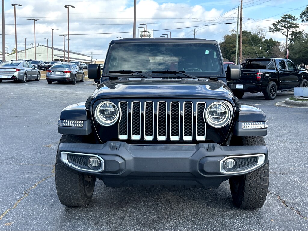 2018 Jeep Wrangler Unlimited Sahara photo 2