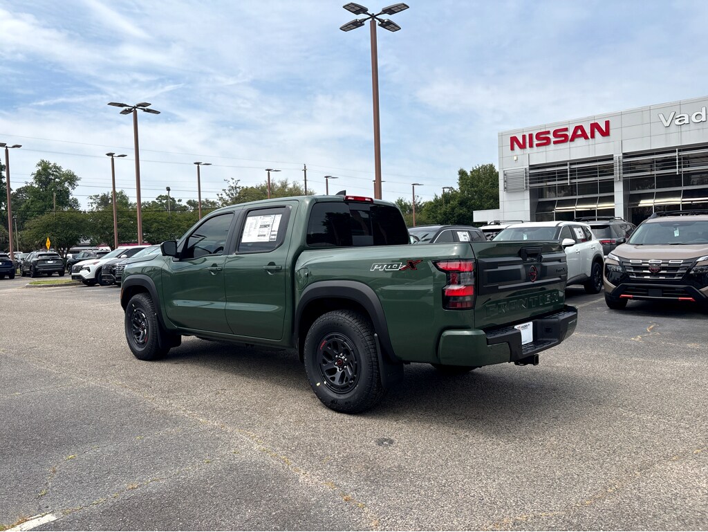 2026 Nissan Frontier 28