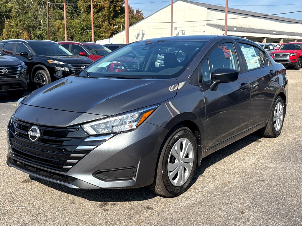 New 2025 Nissan Versa S S CVT