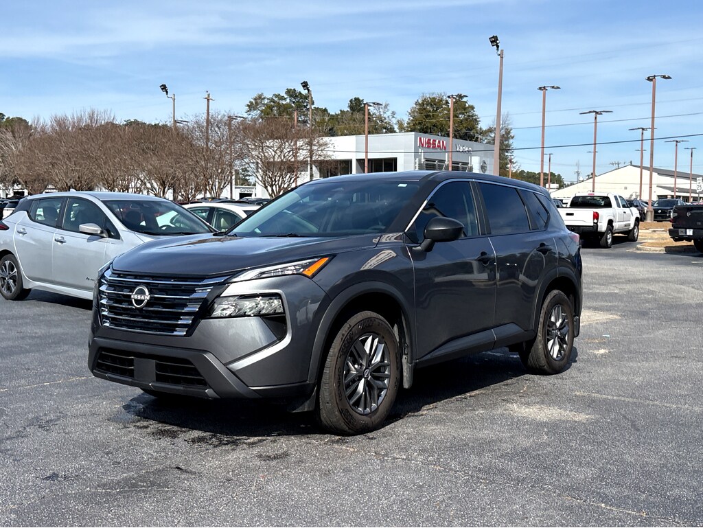 Used 2025 Nissan Rogue S FWD S