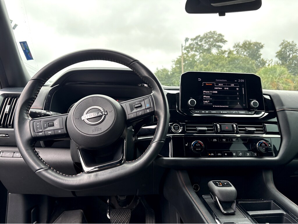 Used 2024 Nissan Pathfinder Rock Creek Rock Creek 4WD