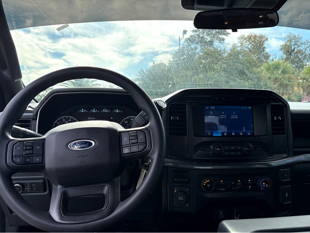 2023 Ford F-150 XL photo 4