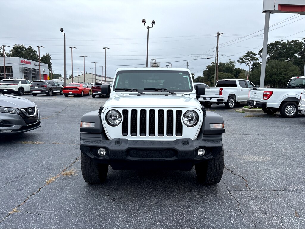 2021 Jeep Wrangler Unlimited Sport Altitude photo 2