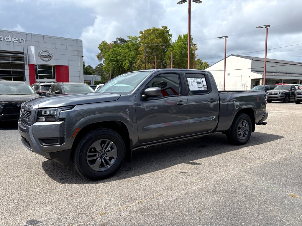 2026 Nissan Frontier 28