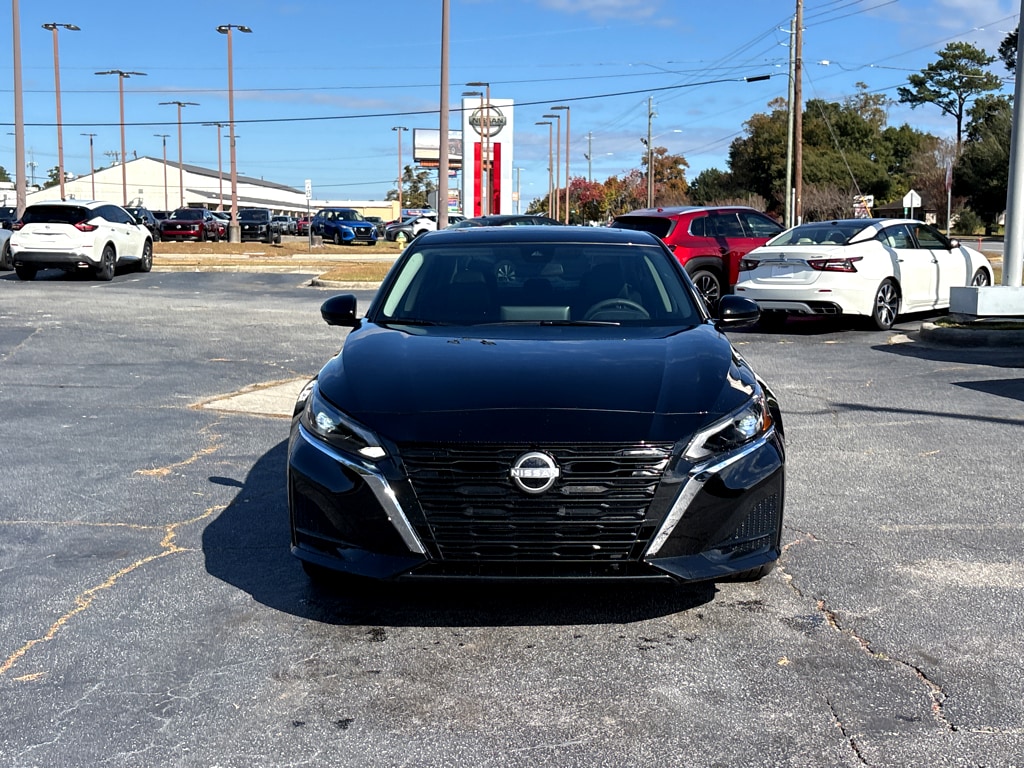 New 2025 Nissan Altima SL SL FWD