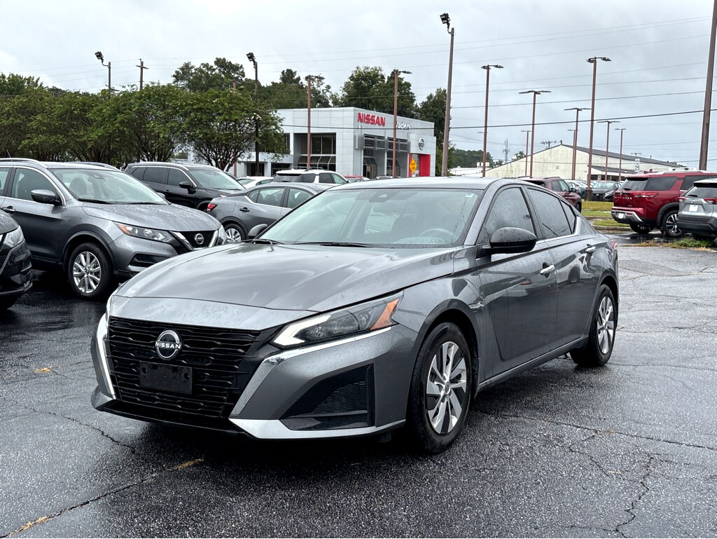 2024 Nissan Altima 2.5 S photo 3