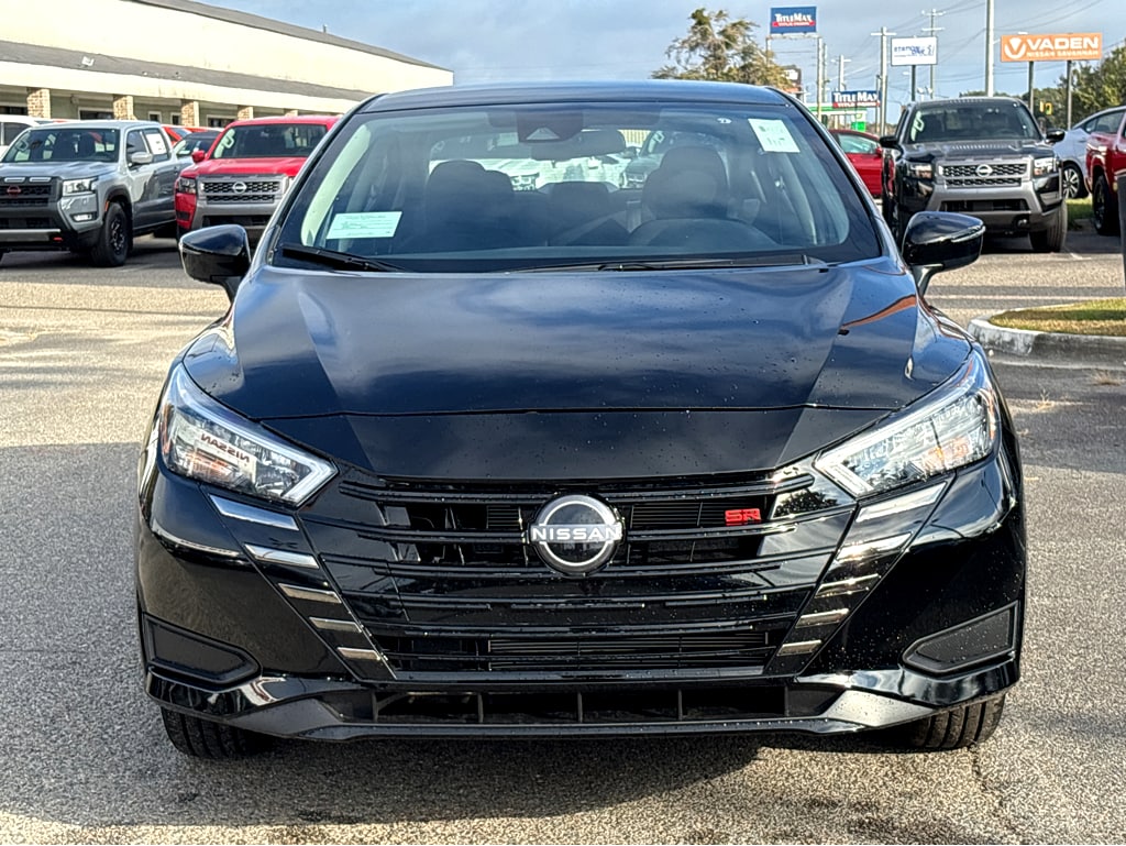 New 2025 Nissan Versa SR SR CVT