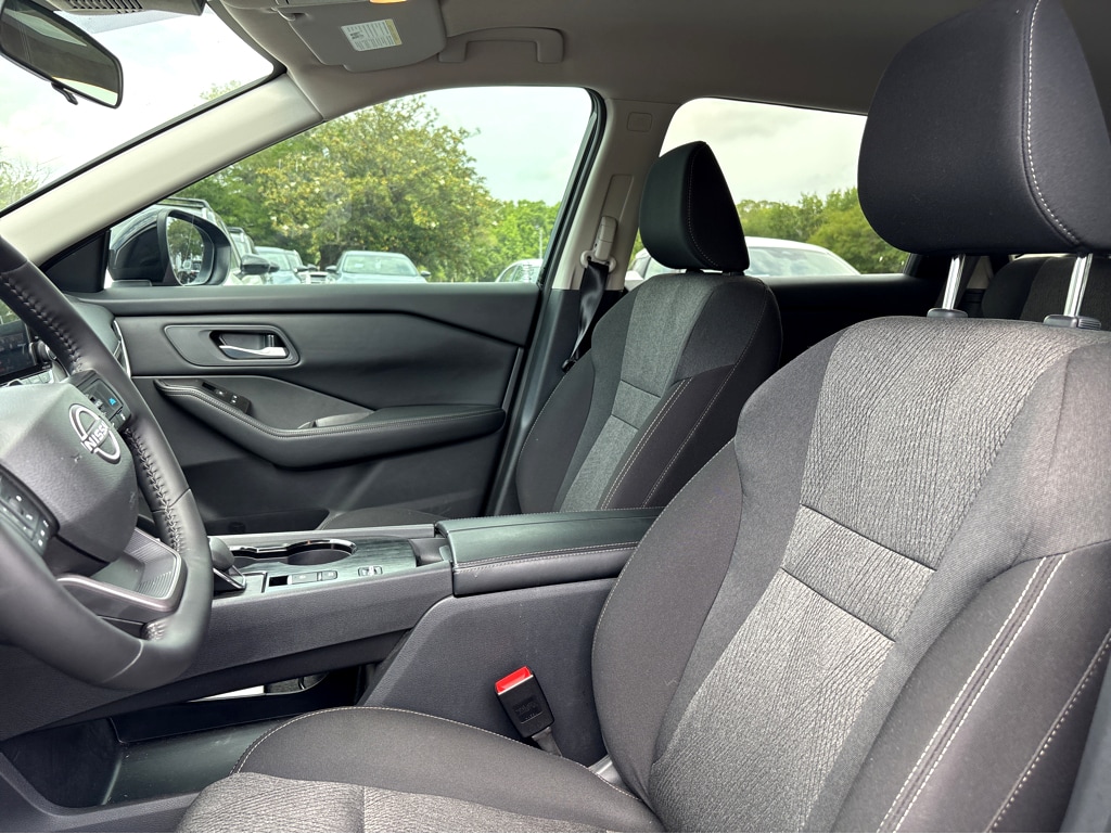 2026 Nissan Rogue 14