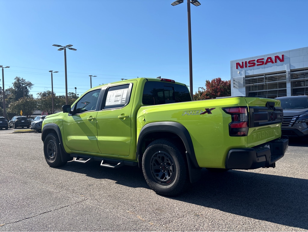 2026 Nissan Frontier 27