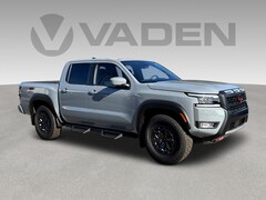 2026 Nissan Frontier PRO-4X Crew Cab 4x4 PRO-4X