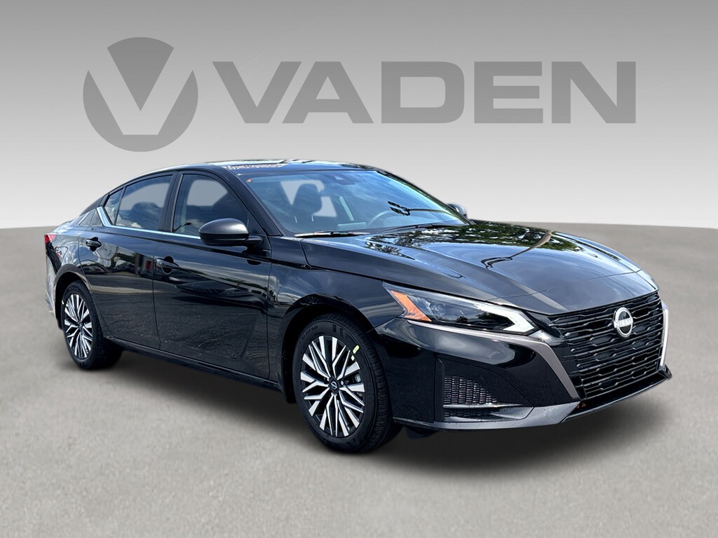 New 2026 Nissan Altima SV SV FWD