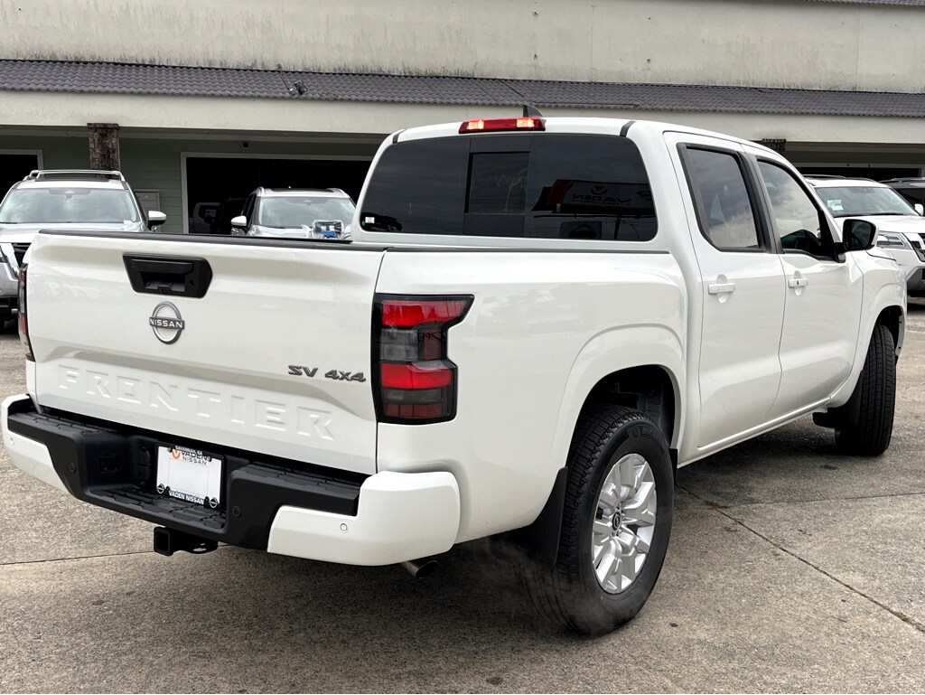 2024 Nissan Frontier SV Crew Cab photo 3