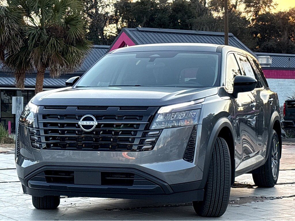 New 2026 Nissan Pathfinder SV SV 2WD