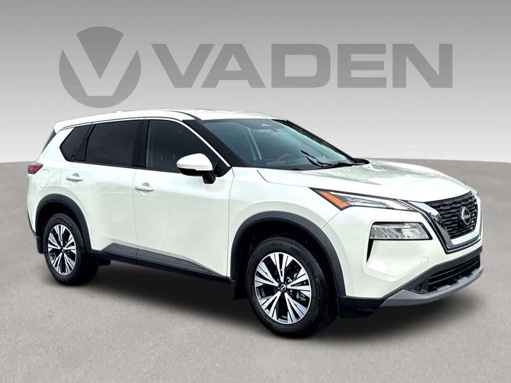 2023 Nissan Rogue SV's photo