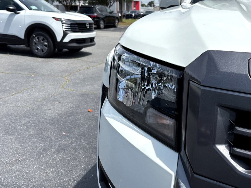 Used 2025 Nissan Frontier SV Crew Cab 4x2 SV