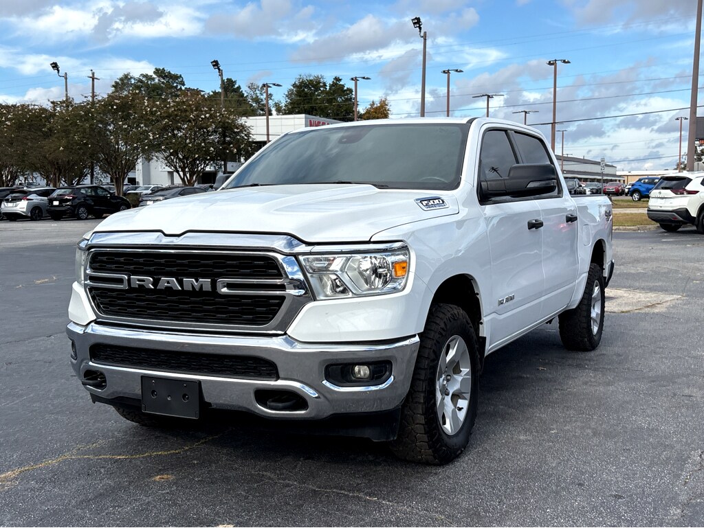 2023 Ram 1500 Big Horn photo 3