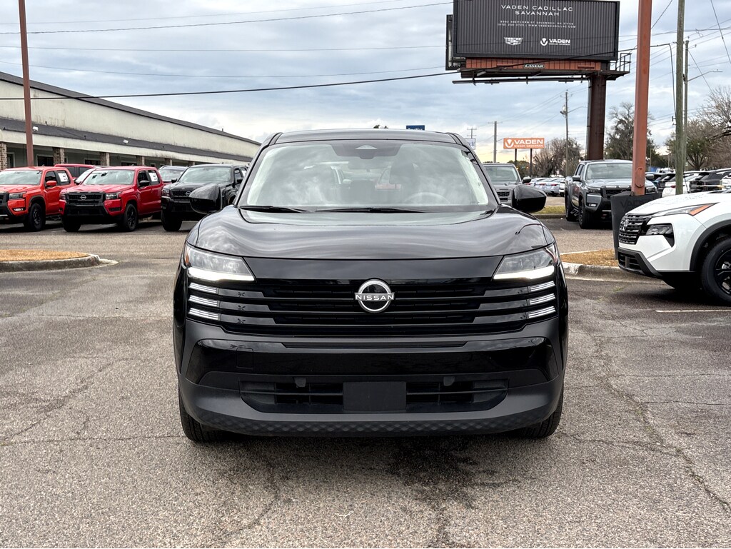 Used 2025 Nissan Kicks SV SV FWD