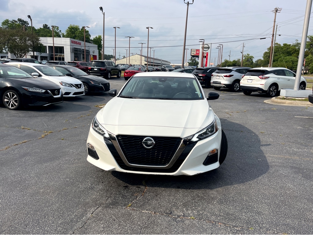 Used 2022 Nissan Altima SR with VIN 1N4BL4CW5NN311866 for sale in Savannah, GA