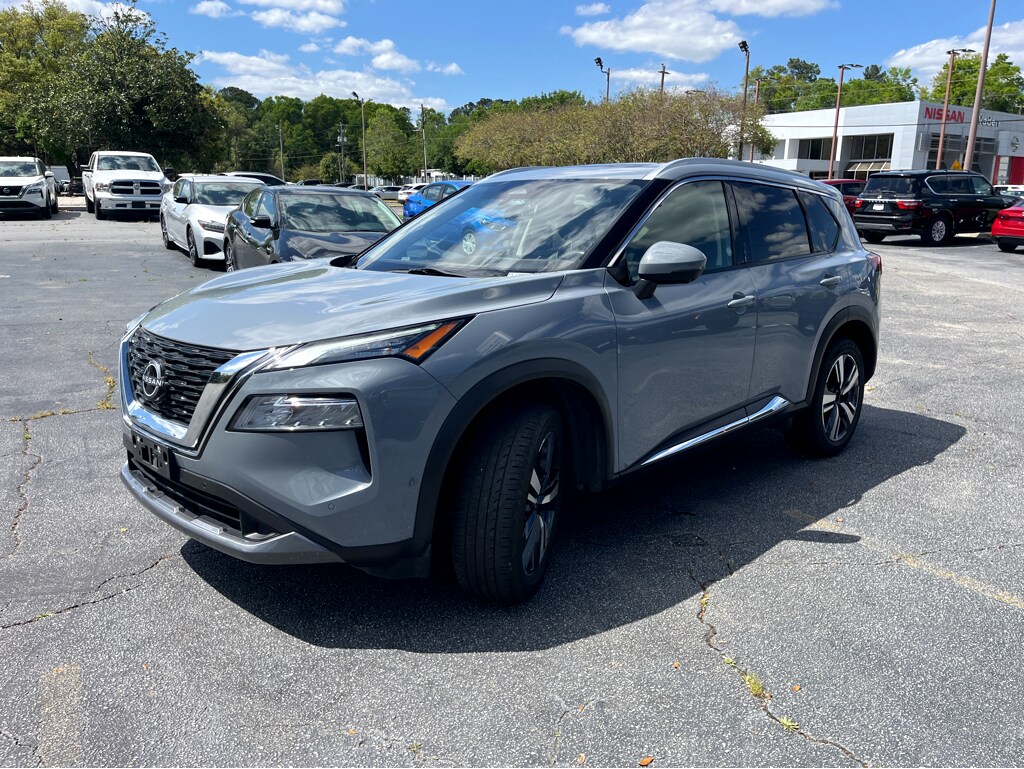 2023 Nissan Rogue SL photo 3