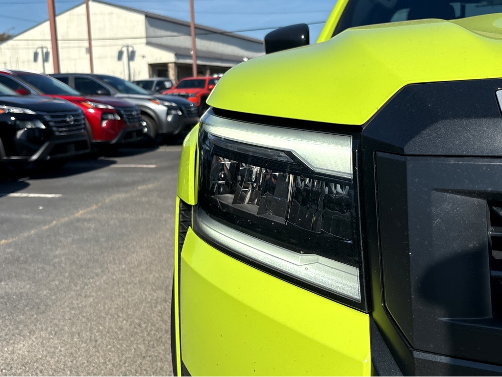2026 Nissan Frontier 21