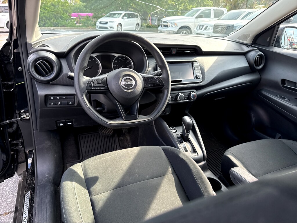 2024 Nissan Kicks S photo 4