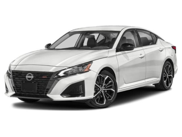 2024 Nissan Altima 2.5 SR photo 2