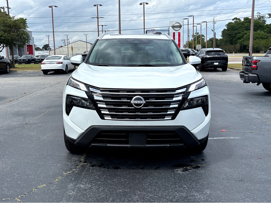 Used 2024 Nissan Rogue SV FWD SV