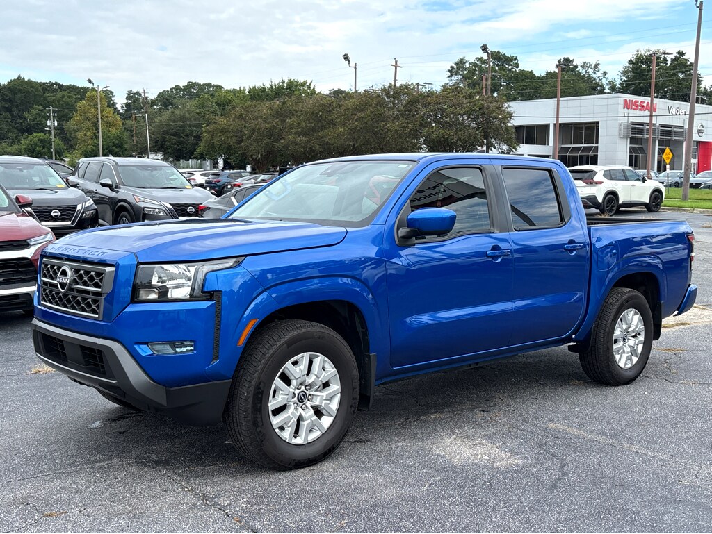 2024 Nissan Frontier Crew Cab SV photo 3