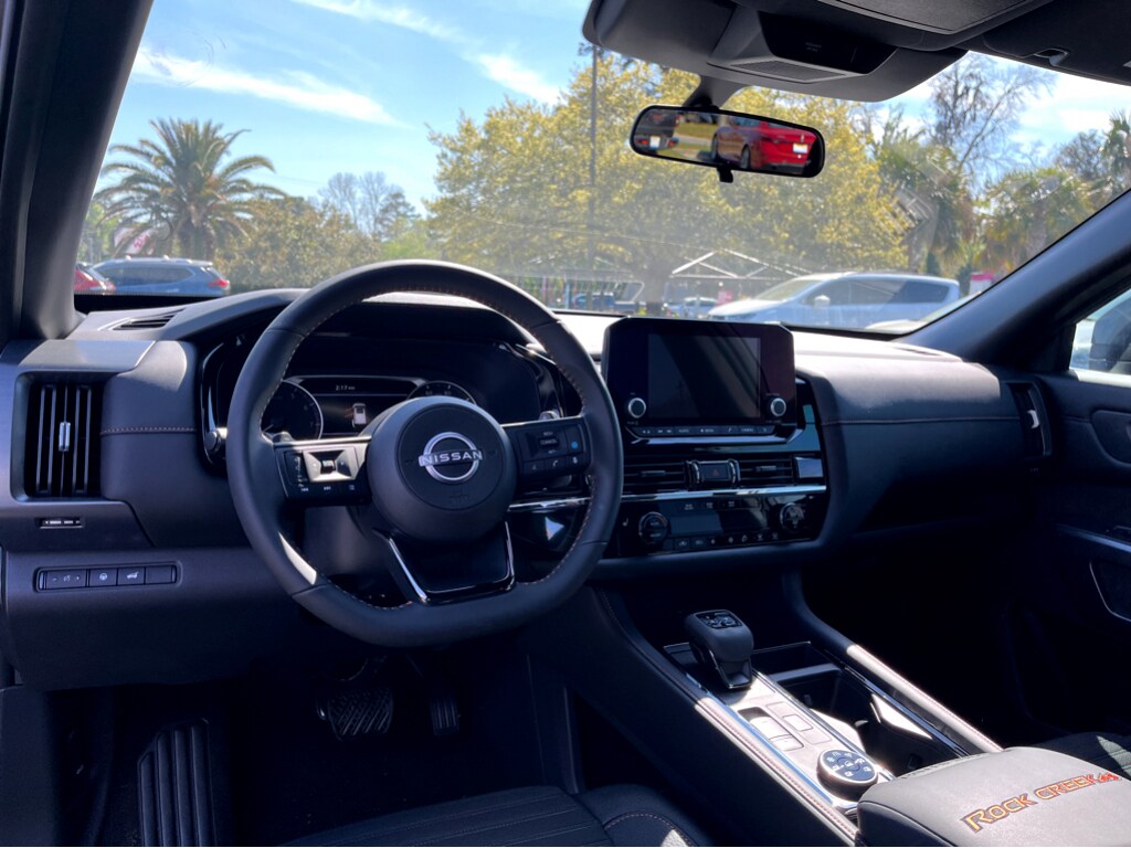 2025 Nissan Pathfinder Rock Creek photo 4
