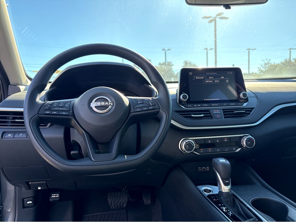 New 2025 Nissan Altima S S FWD