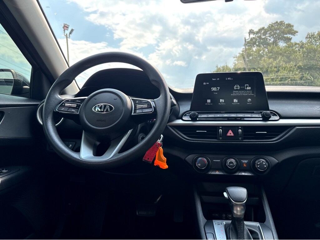 2020 Kia Forte LXS photo 4