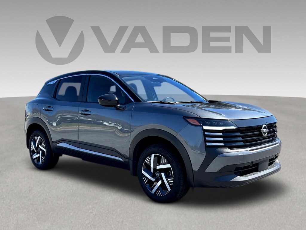 Used 2025 Nissan Kicks SV SV FWD