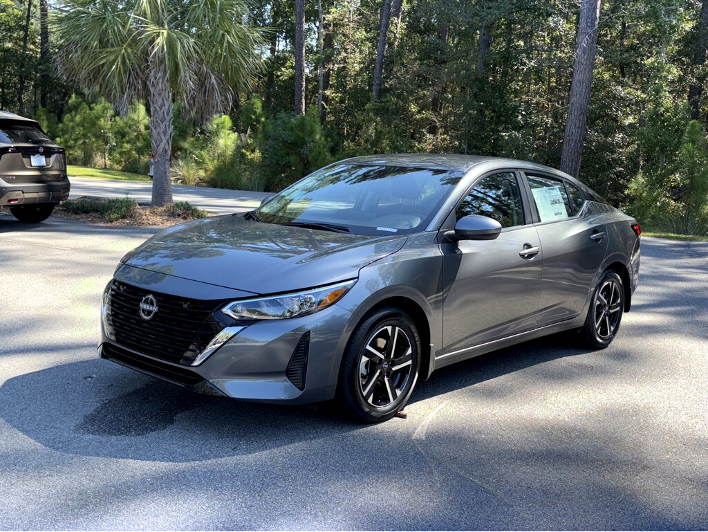 2025 Nissan Sentra SV photo 3