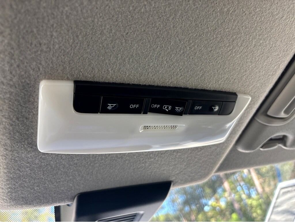 2025 Nissan KICKS PLAY Base - Photo 25