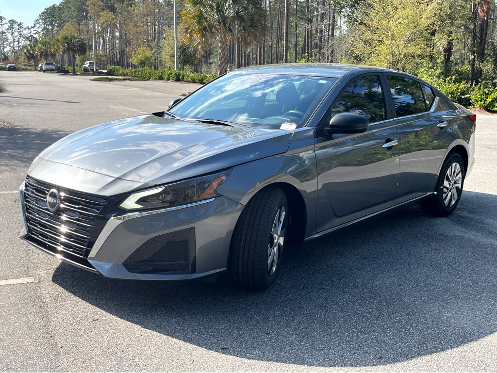 2024 Nissan Altima 2.5 S photo 3