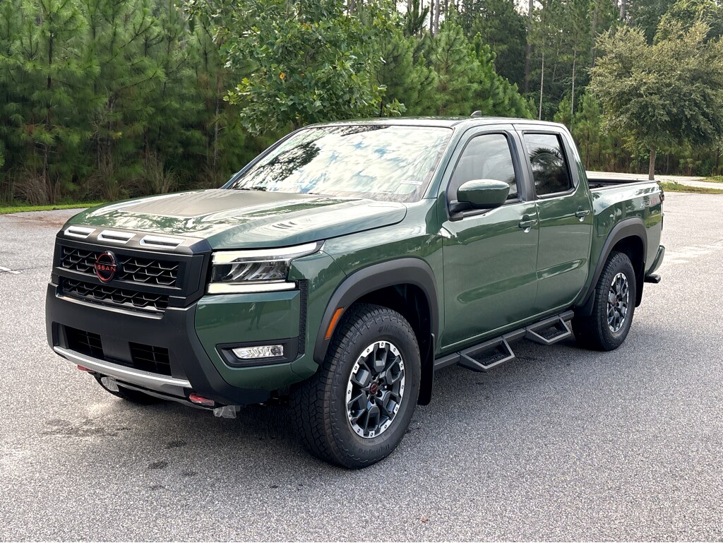 2025 Nissan Frontier PRO-4X - Photo 3