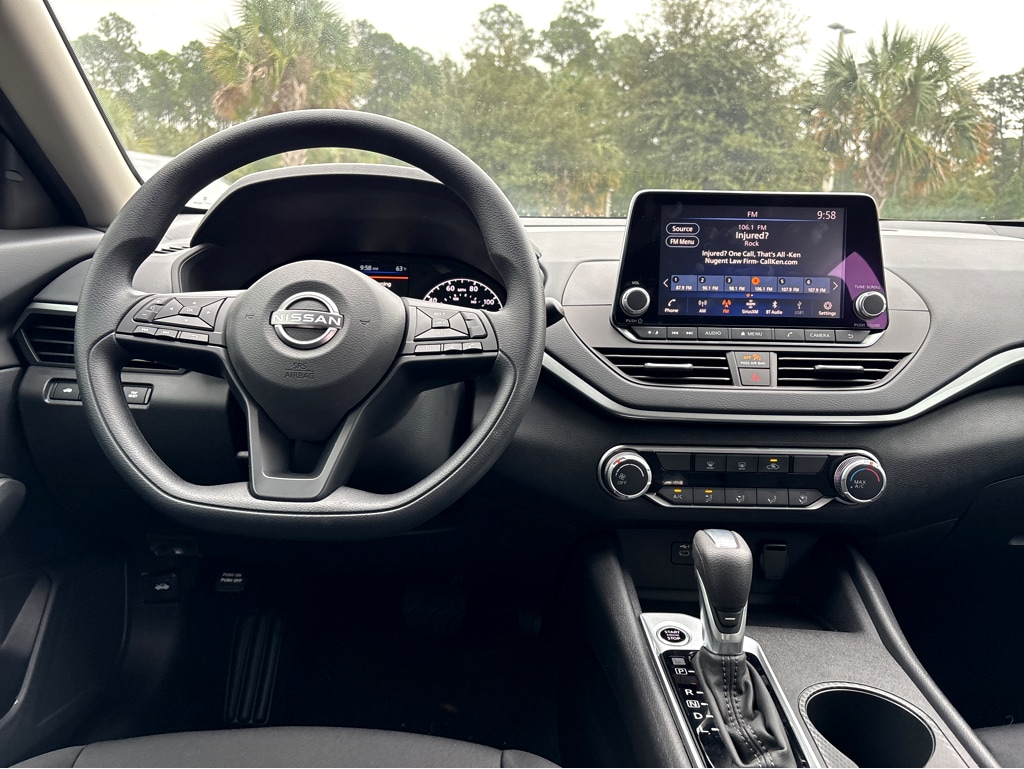 New 2025 Nissan Altima S Sedan