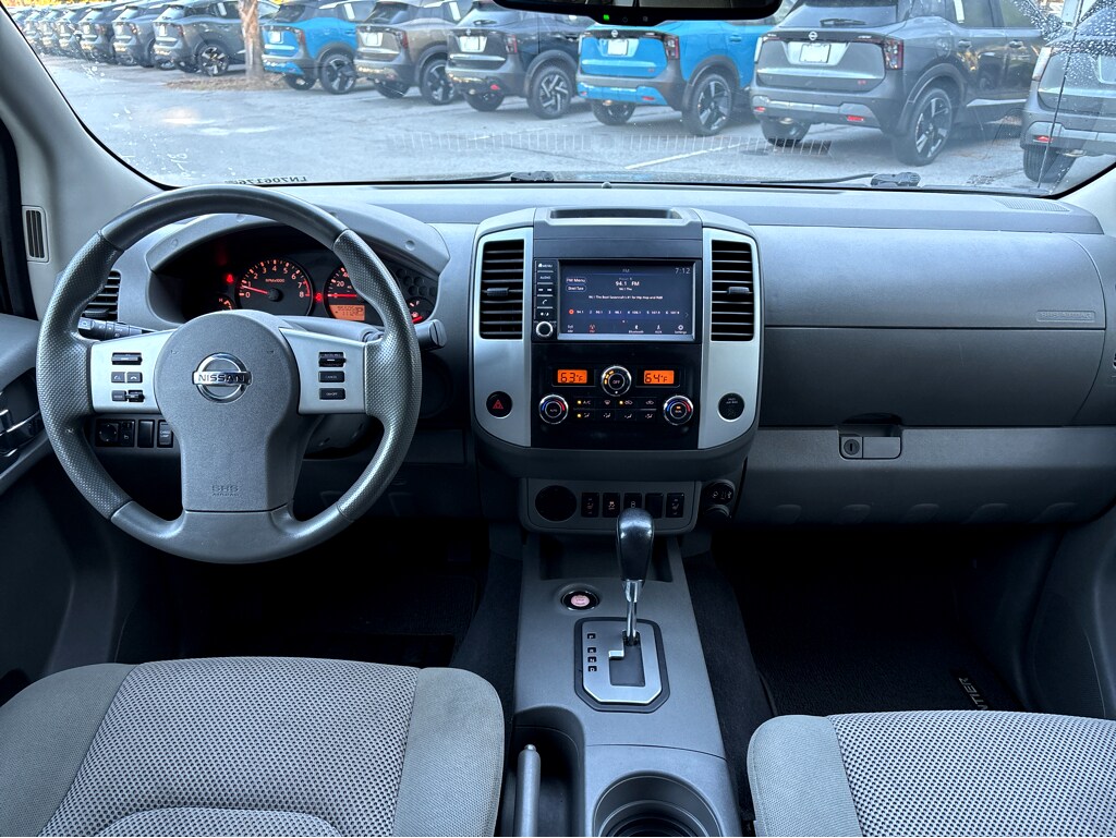 2020 Nissan Frontier SV photo 4