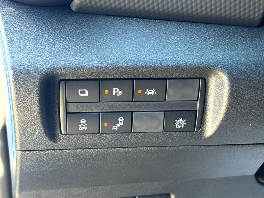 2025 Nissan KICKS PLAY Base - Photo 9