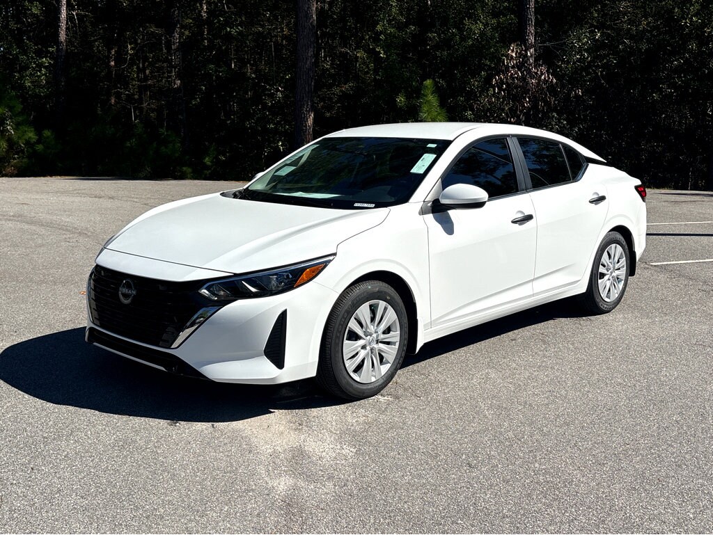 2025 Nissan Sentra S photo 3